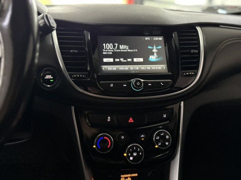 CHEVROLET TRACKER PREMIER 1.4 TURBO AT6 2019 SÓ MOTOS E AUTOMÓVEIS SANTA CRUZ DO SUL / Carros no Vale