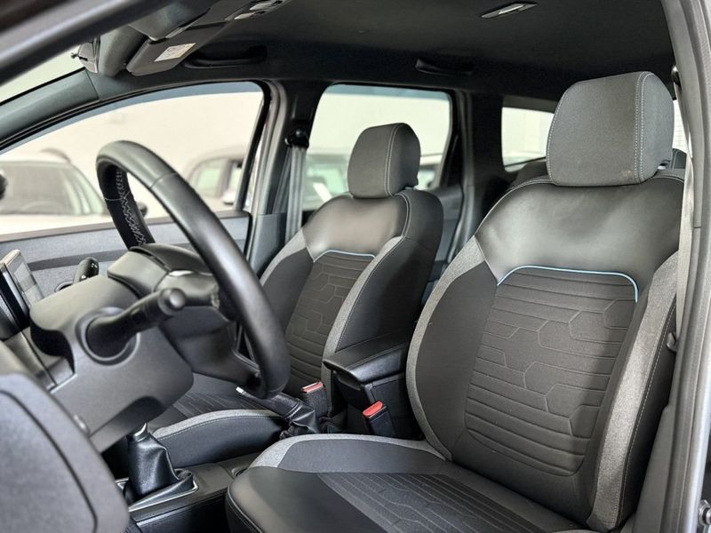 Renault DUSTER INTENSE PLUS 1.6 CVT 2025 SÓ MOTOS E AUTOMÓVEIS SANTA CRUZ DO SUL / Carros no Vale