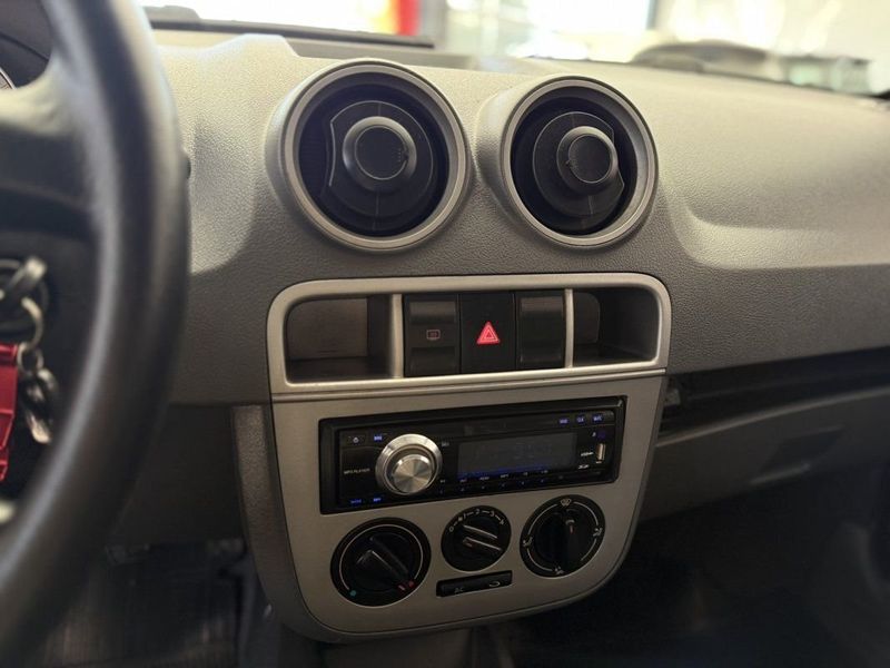 VOLKSWAGEN GOL G4 TREND 1.0 2014 SÓ MOTOS E AUTOMÓVEIS SANTA CRUZ DO SUL / Carros no Vale VOLKSWAGEN GOL G4 TREND 1.0 2014 SÓ MOTOS E AUTOMÓVEIS SANTA CRUZ DO SUL / Carros no Vale