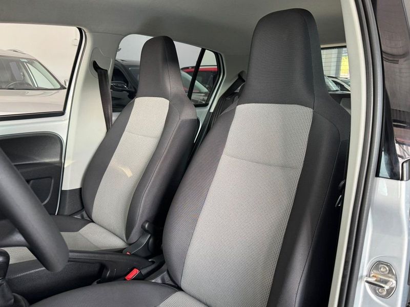 VOLKSWAGEN UP! TAKE 1.0 2017 SÓ MOTOS E AUTOMÓVEIS SANTA CRUZ DO SUL / Carros no Vale VOLKSWAGEN UP! TAKE 1.0 2017 SÓ MOTOS E AUTOMÓVEIS SANTA CRUZ DO SUL / Carros no Vale