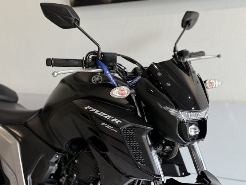 Yamaha FZ25 FAZER 250 ABS 2023 SÓ MOTOS E AUTOMÓVEIS SANTA CRUZ DO SUL / Carros no Vale