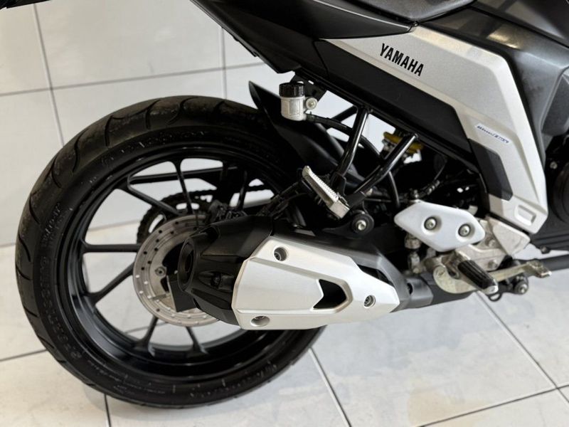 Yamaha FZ25 FAZER 250 ABS 2023 SÓ MOTOS E AUTOMÓVEIS SANTA CRUZ DO SUL / Carros no Vale