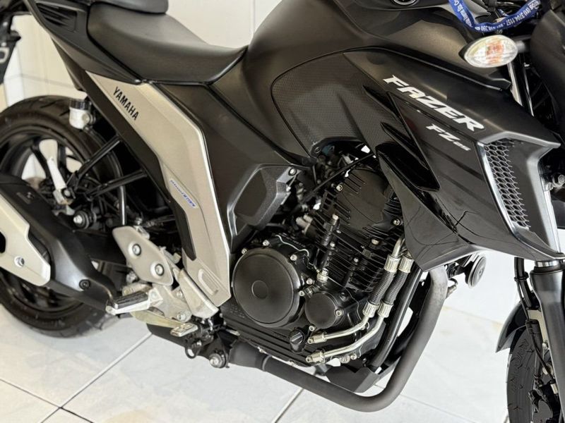 Yamaha FZ25 FAZER 250 ABS 2023 SÓ MOTOS E AUTOMÓVEIS SANTA CRUZ DO SUL / Carros no Vale