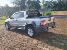 Fiat STRADA C.DUPLA ADVENTURE 1.8 2013 GRASSI VEÍCULOS LAJEADO / Carros no Vale