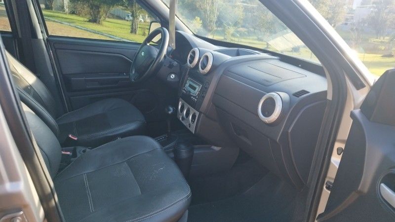 Ford ECOSPORT XLT 2.0 2011 GRASSI VEÍCULOS LAJEADO / Carros no Vale