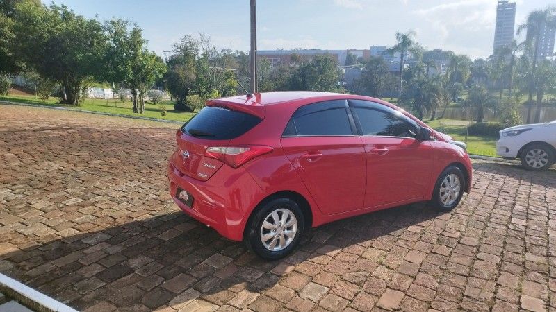 Hyundai HB20 COMFORT PLUS 1.6 2014 GRASSI VEÍCULOS LAJEADO / Carros no Vale