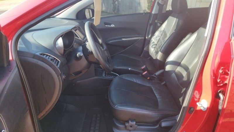 Hyundai HB20 COMFORT PLUS 1.6 2014 GRASSI VEÍCULOS LAJEADO / Carros no Vale