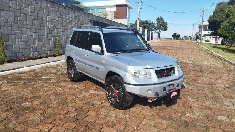 Mitsubishi PAJERO TR4 2.0 2008 GRASSI VEÍCULOS LAJEADO / Carros no Vale