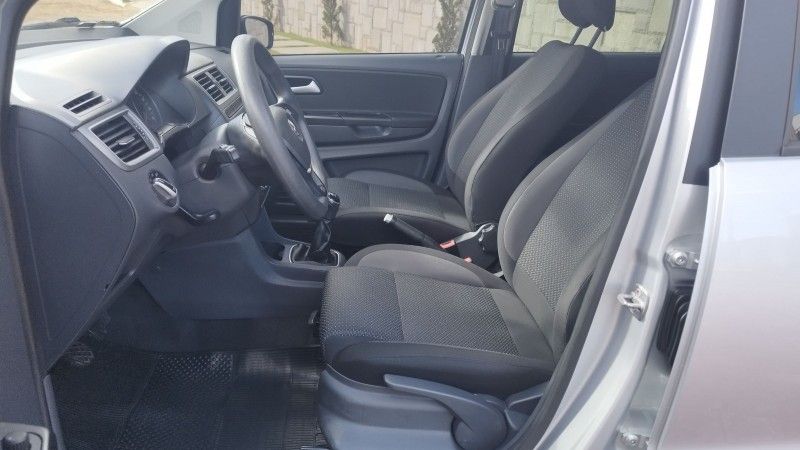 Volkswagen FOX CONNECT 1.6 2019 GRASSI VEÍCULOS LAJEADO / Carros no Vale