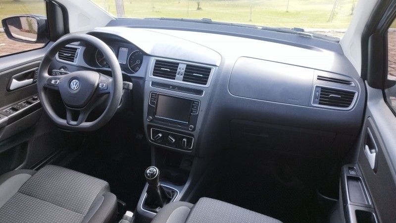 Volkswagen FOX CONNECT 1.6 2019 GRASSI VEÍCULOS LAJEADO / Carros no Vale