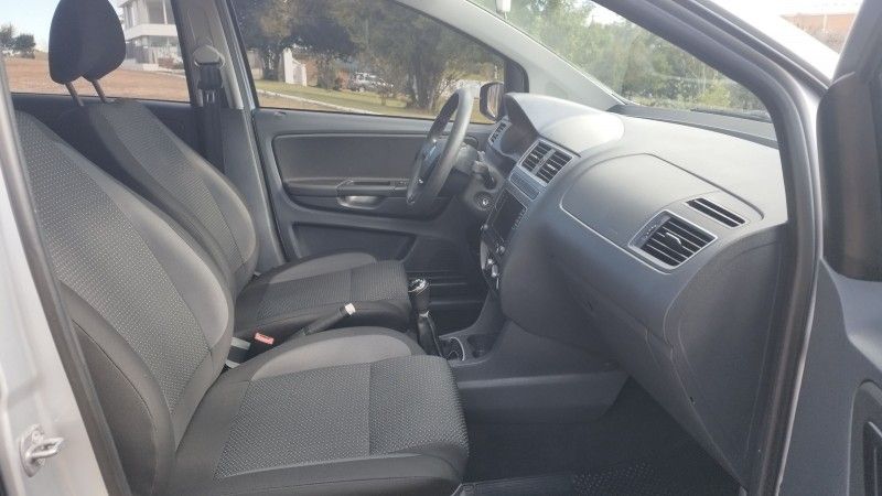 Volkswagen FOX CONNECT 1.6 2019 GRASSI VEÍCULOS LAJEADO / Carros no Vale