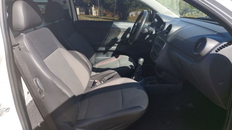 Volkswagen SAVEIRO 1.6 2014 GRASSI VEÍCULOS LAJEADO / Carros no Vale