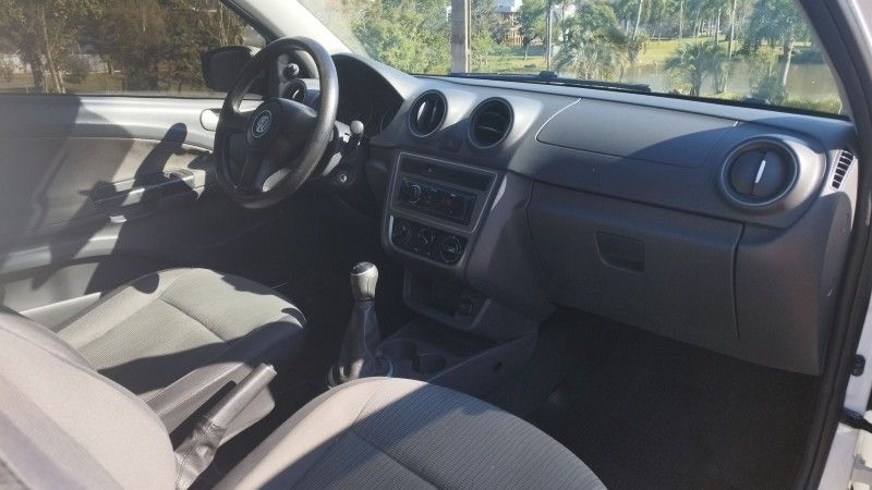 Volkswagen SAVEIRO 1.6 2014 GRASSI VEÍCULOS LAJEADO / Carros no Vale