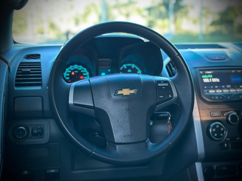 Chevrolet S10 LT 2.8 4×4 2016 NEUMANN VEÍCULOS ARROIO DO MEIO / Carros no Vale Chevrolet S10 LT 2.8 4×4 2016 NEUMANN VEÍCULOS ARROIO DO MEIO / Carros no Vale