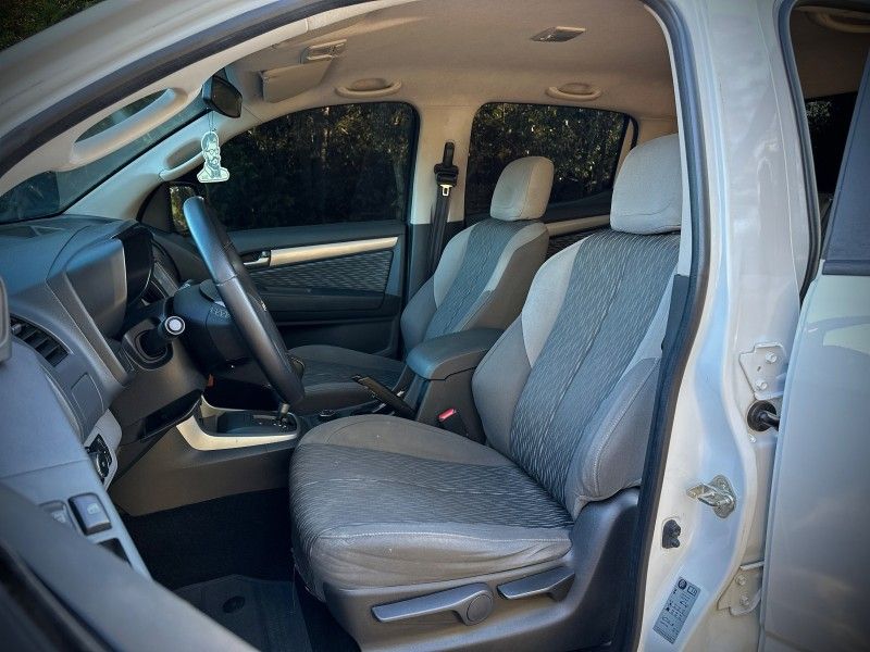 Chevrolet S10 LT 2.8 4×4 2016 NEUMANN VEÍCULOS ARROIO DO MEIO / Carros no Vale Chevrolet S10 LT 2.8 4×4 2016 NEUMANN VEÍCULOS ARROIO DO MEIO / Carros no Vale