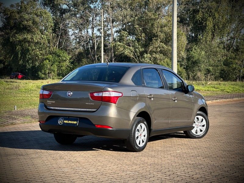 Fiat GRAND SIENA ATTRACTIVE 1.4 2013 NEUMANN VEÍCULOS ARROIO DO MEIO / Carros no Vale