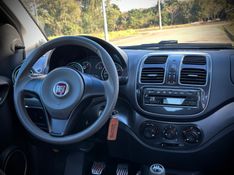 Fiat GRAND SIENA ATTRACTIVE 1.4 2013 NEUMANN VEÍCULOS ARROIO DO MEIO / Carros no Vale