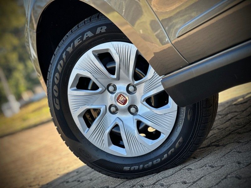 Fiat GRAND SIENA ATTRACTIVE 1.4 2013 NEUMANN VEÍCULOS ARROIO DO MEIO / Carros no Vale