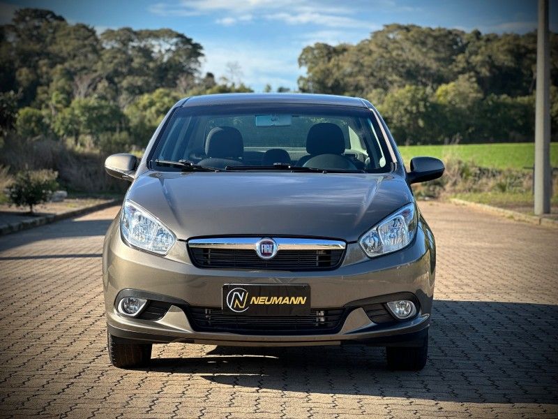 Fiat GRAND SIENA ATTRACTIVE 1.4 2013 NEUMANN VEÍCULOS ARROIO DO MEIO / Carros no Vale