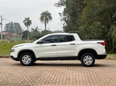 Fiat TORO FREEDOM 1.8 2018 NEUMANN VEÍCULOS ARROIO DO MEIO / Carros no Vale