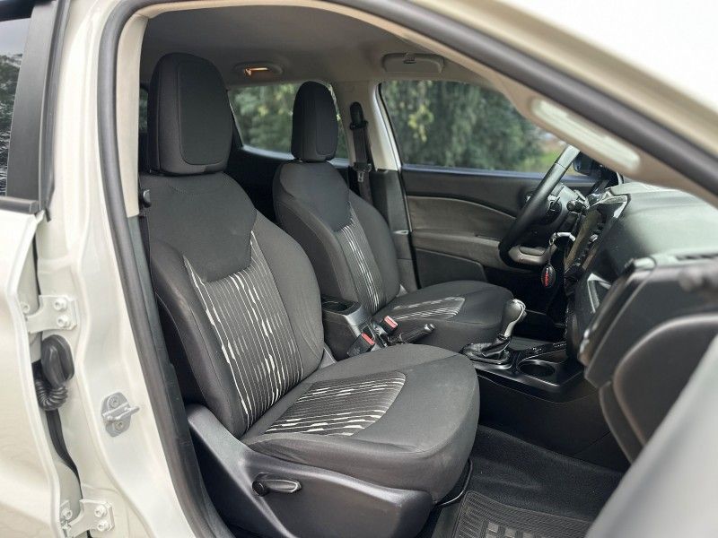 Fiat TORO FREEDOM 1.8 2018 NEUMANN VEÍCULOS ARROIO DO MEIO / Carros no Vale Fiat TORO FREEDOM 1.8 2018 NEUMANN VEÍCULOS ARROIO DO MEIO / Carros no Vale
