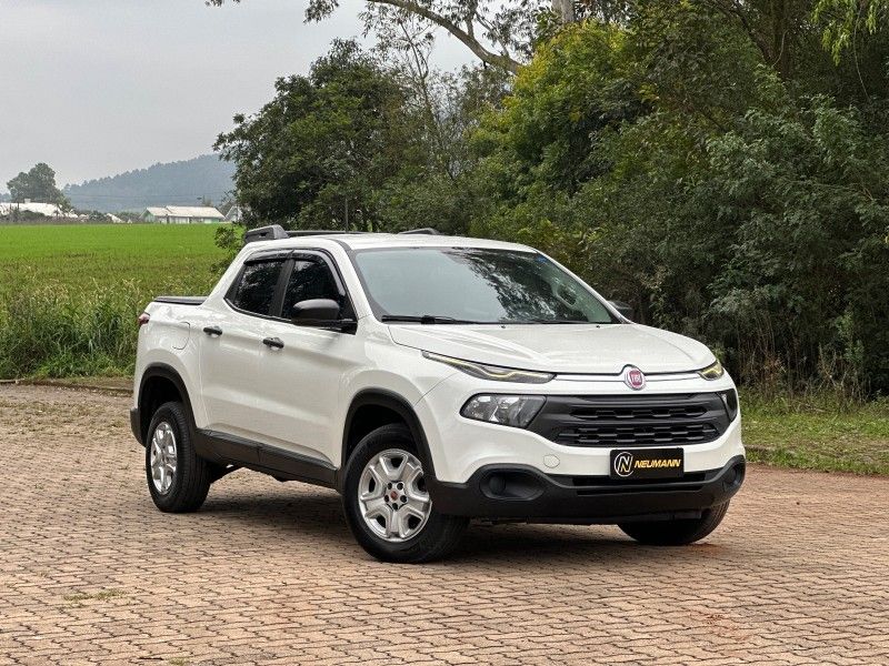 Fiat TORO FREEDOM 1.8 2018 NEUMANN VEÍCULOS ARROIO DO MEIO / Carros no Vale Fiat TORO FREEDOM 1.8 2018 NEUMANN VEÍCULOS ARROIO DO MEIO / Carros no Vale