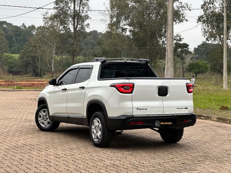 Fiat TORO FREEDOM 1.8 2018 NEUMANN VEÍCULOS ARROIO DO MEIO / Carros no Vale Fiat TORO FREEDOM 1.8 2018 NEUMANN VEÍCULOS ARROIO DO MEIO / Carros no Vale