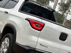 Fiat TORO FREEDOM 1.8 2018 NEUMANN VEÍCULOS ARROIO DO MEIO / Carros no Vale