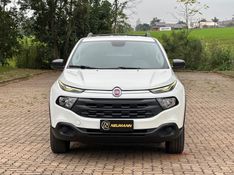 Fiat TORO FREEDOM 1.8 2018 NEUMANN VEÍCULOS ARROIO DO MEIO / Carros no Vale