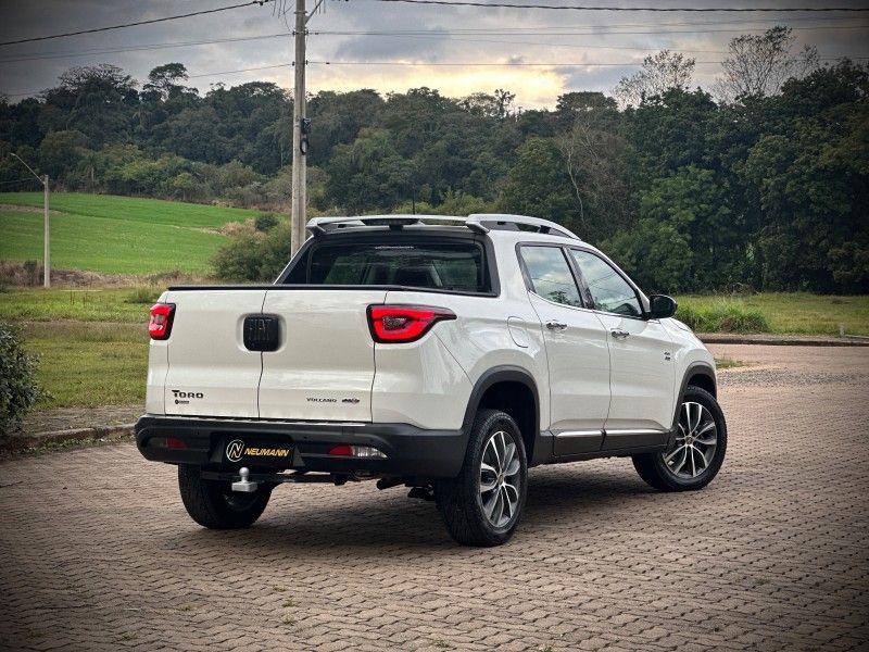 Fiat TORO VOLCANO 2.0 2020 NEUMANN VEÍCULOS ARROIO DO MEIO / Carros no Vale Fiat TORO VOLCANO 2.0 2020 NEUMANN VEÍCULOS ARROIO DO MEIO / Carros no Vale