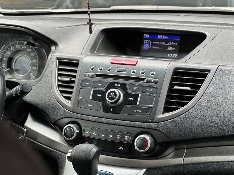 Honda CRV LX 2.0 2014 NEUMANN VEÍCULOS ARROIO DO MEIO / Carros no Vale Honda CRV LX 2.0 2014 NEUMANN VEÍCULOS ARROIO DO MEIO / Carros no Vale