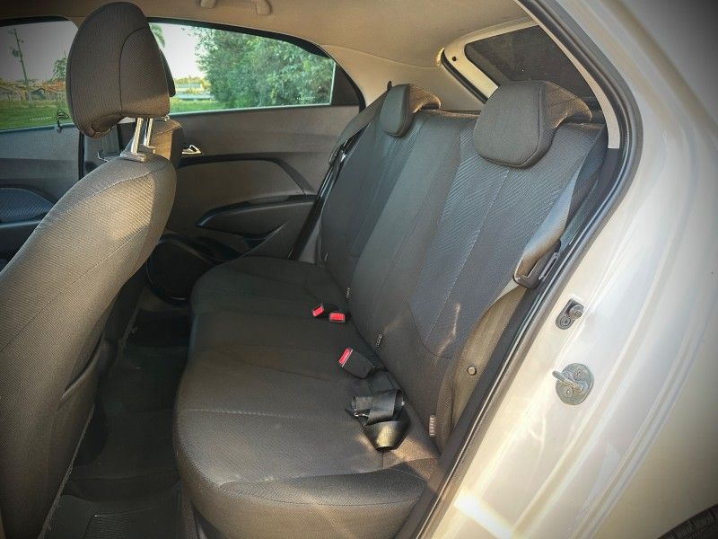 Hyundai HB20 COMFORT 1.6 2015 NEUMANN VEÍCULOS ARROIO DO MEIO / Carros no Vale Hyundai HB20 COMFORT 1.6 2015 NEUMANN VEÍCULOS ARROIO DO MEIO / Carros no Vale