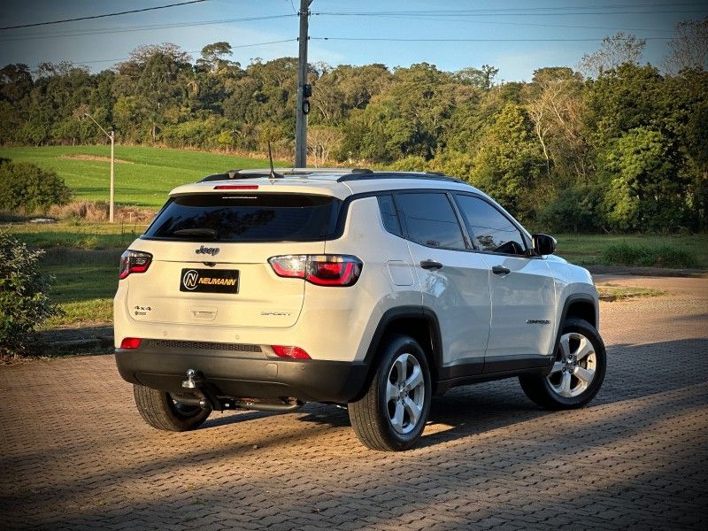 Jeep COMPASS SPORT 2.0 2018 NEUMANN VEÍCULOS ARROIO DO MEIO / Carros no Vale Jeep COMPASS SPORT 2.0 2018 NEUMANN VEÍCULOS ARROIO DO MEIO / Carros no Vale