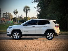 Jeep COMPASS SPORT 2.0 2018 NEUMANN VEÍCULOS ARROIO DO MEIO / Carros no Vale