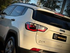 Jeep COMPASS SPORT 2.0 2018 NEUMANN VEÍCULOS ARROIO DO MEIO / Carros no Vale