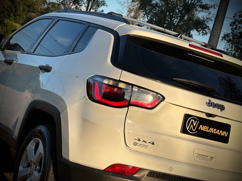 Jeep COMPASS SPORT 2.0 2018 NEUMANN VEÍCULOS ARROIO DO MEIO / Carros no Vale Jeep COMPASS SPORT 2.0 2018 NEUMANN VEÍCULOS ARROIO DO MEIO / Carros no Vale