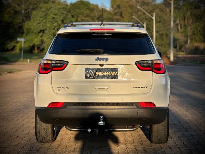 Jeep COMPASS SPORT 2.0 2018 NEUMANN VEÍCULOS ARROIO DO MEIO / Carros no Vale Jeep COMPASS SPORT 2.0 2018 NEUMANN VEÍCULOS ARROIO DO MEIO / Carros no Vale