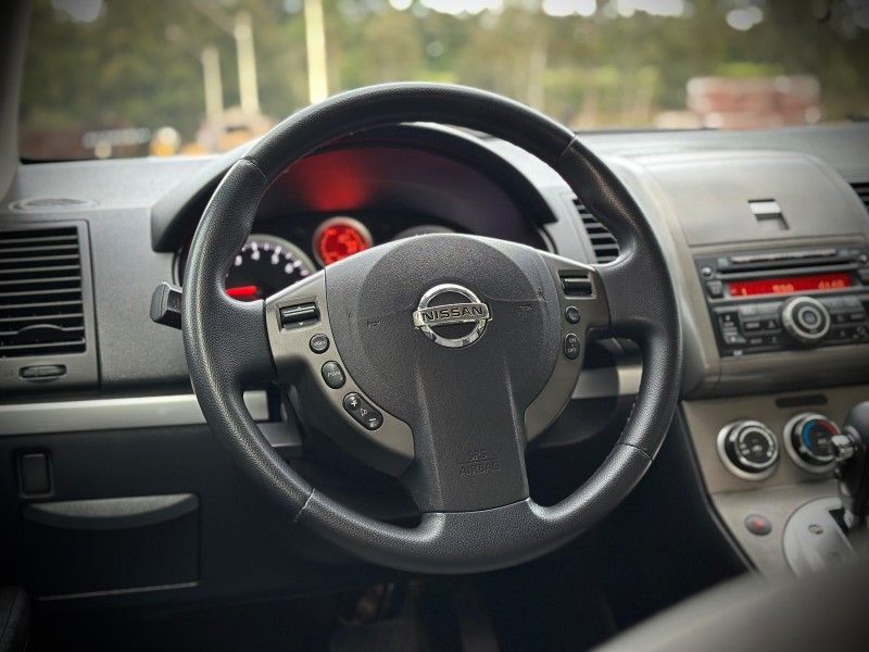 Nissan SENTRA S 2.0 2012 NEUMANN VEÍCULOS ARROIO DO MEIO / Carros no Vale Nissan SENTRA S 2.0 2012 NEUMANN VEÍCULOS ARROIO DO MEIO / Carros no Vale