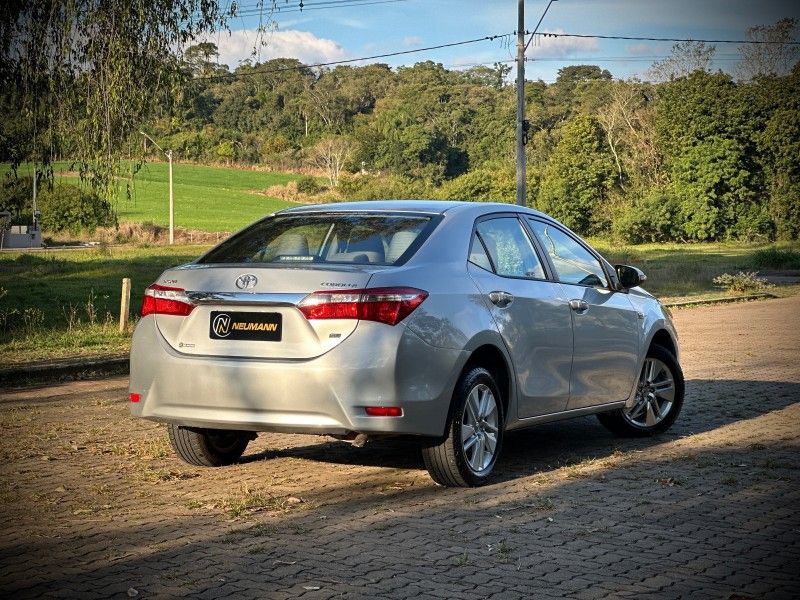 Toyota COROLLA GLi 1.8 2015 NEUMANN VEÍCULOS ARROIO DO MEIO / Carros no Vale Toyota COROLLA GLi 1.8 2015 NEUMANN VEÍCULOS ARROIO DO MEIO / Carros no Vale