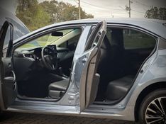 Toyota COROLLA GLI 2.0 2021 NEUMANN VEÍCULOS ARROIO DO MEIO / Carros no Vale