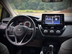 Toyota COROLLA GLI 2.0 2021 NEUMANN VEÍCULOS ARROIO DO MEIO / Carros no Vale