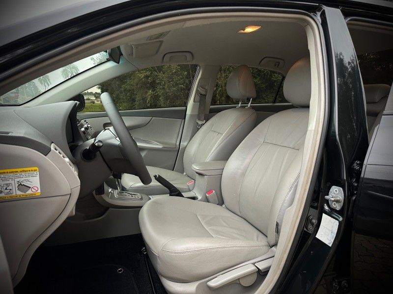Toyota COROLLA XEi 2.0 2009 NEUMANN VEÍCULOS ARROIO DO MEIO / Carros no Vale Toyota COROLLA XEi 2.0 2009 NEUMANN VEÍCULOS ARROIO DO MEIO / Carros no Vale