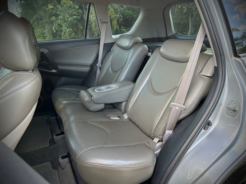 Toyota RAV-4 2.4 2008 NEUMANN VEÍCULOS ARROIO DO MEIO / Carros no Vale Toyota RAV-4 2.4 2008 NEUMANN VEÍCULOS ARROIO DO MEIO / Carros no Vale