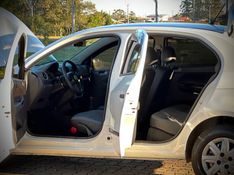Volkswagen GOL 1.0 2009 NEUMANN VEÍCULOS ARROIO DO MEIO / Carros no Vale
