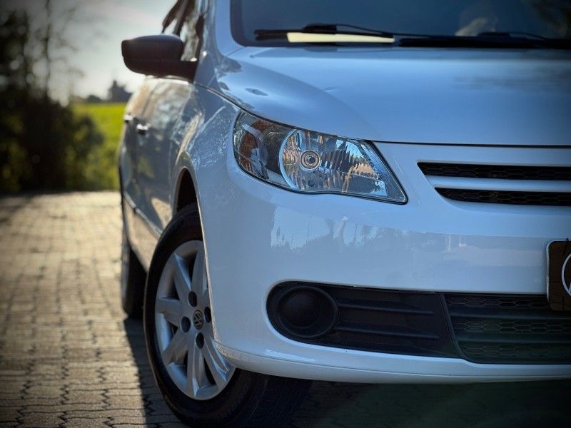 Volkswagen GOL 1.0 2009 NEUMANN VEÍCULOS ARROIO DO MEIO / Carros no Vale