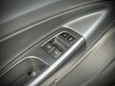 Volkswagen SAVEIRO ROBUST 1.6 2018 NEUMANN VEÍCULOS ARROIO DO MEIO / Carros no Vale