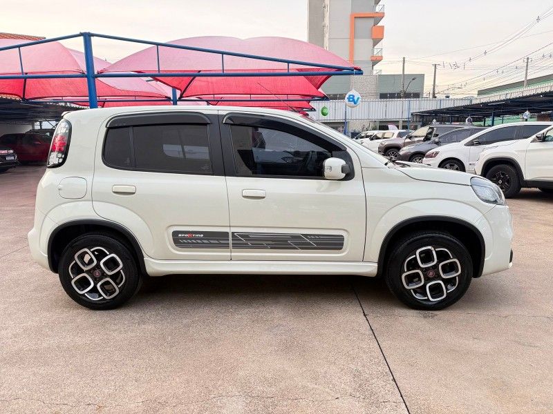 Fiat UNO SPORTING 1.4 EVO 8V 2015 FERREIRA VEÍCULOS VENÂNCIO AIRES / Carros no Vale