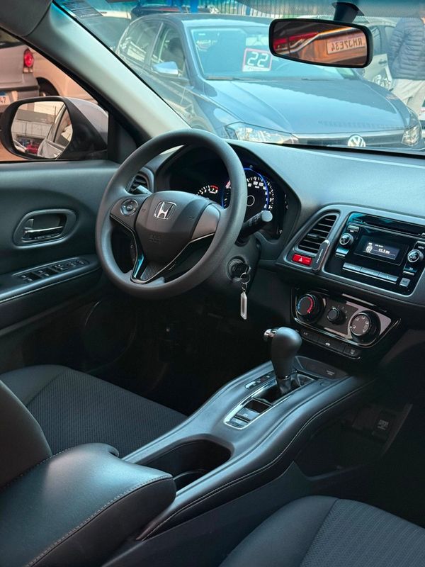 Honda HR-V LX CVT 1.8 2018 FERREIRA VEÍCULOS VENÂNCIO AIRES / Carros no Vale