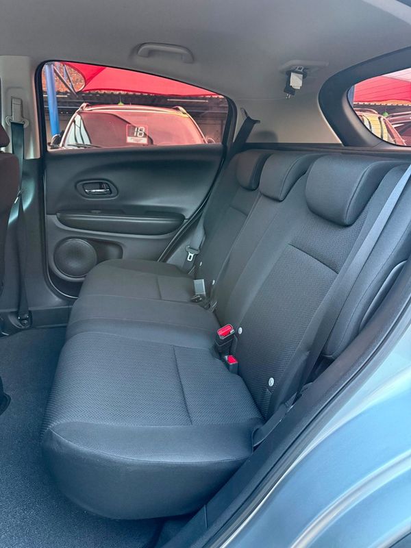 Honda HR-V LX CVT 1.8 2018 FERREIRA VEÍCULOS VENÂNCIO AIRES / Carros no Vale