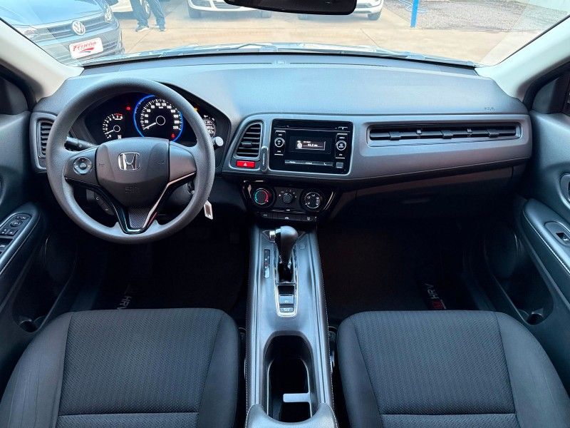 Honda HR-V LX CVT 1.8 2018 FERREIRA VEÍCULOS VENÂNCIO AIRES / Carros no Vale